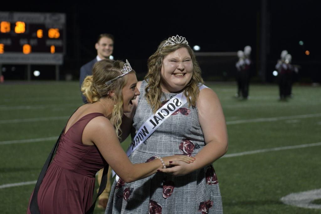 Campbellsville University crowns Kendra Polston as 2018 Homecoming Queen 3