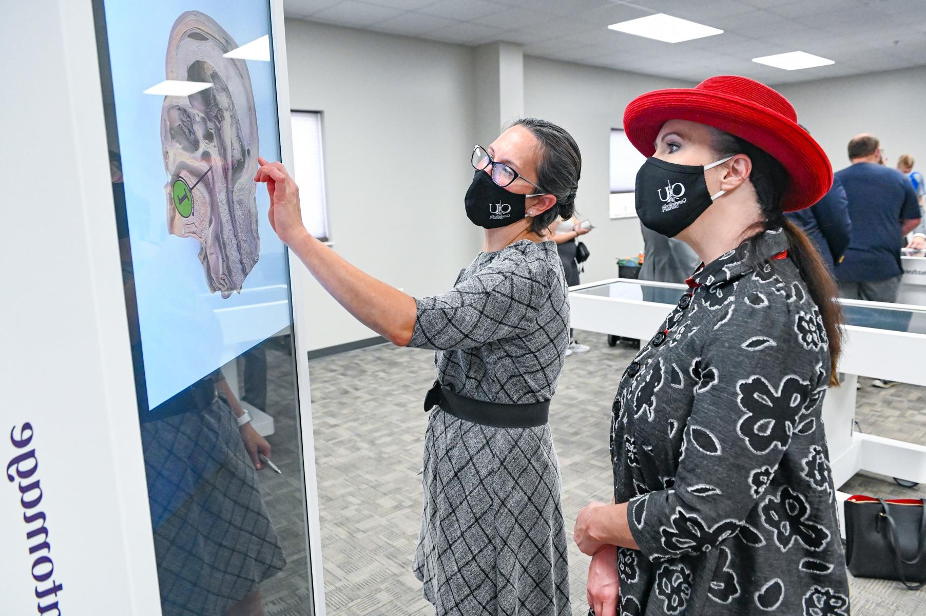 CU holds ribbon cutting for Kentucky's first School of Chiropractic 4