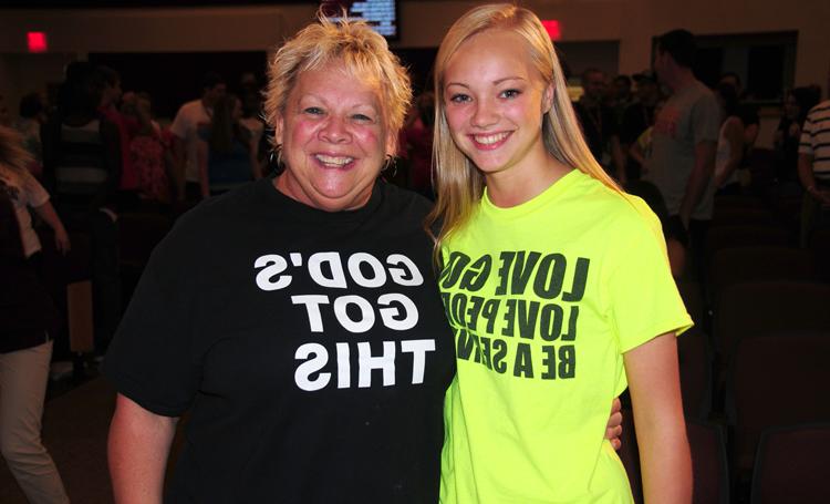 Chesney Lancaster, and her mother, June Gardner, pose for a photo during the LINC orientation. (CU  Photo by Ellie McKinley)