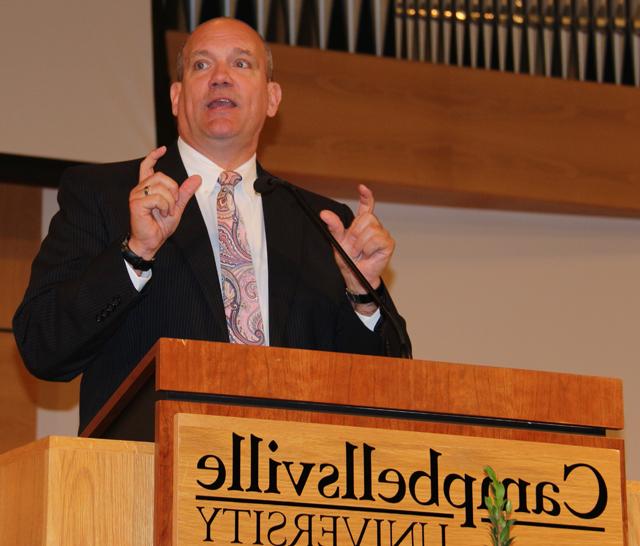 Dr. Tommy Floyd preaches at Chapel