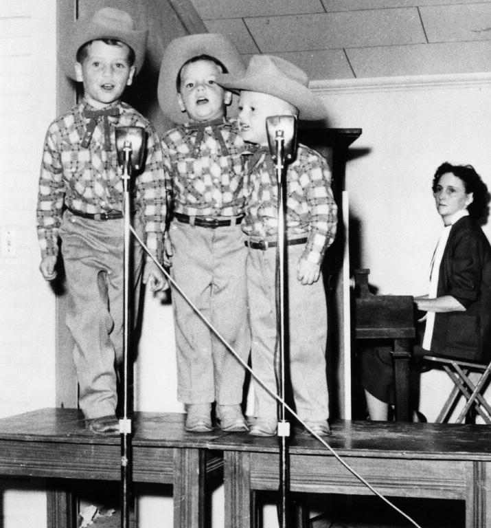 Larry Gatlin and the Gatlin Brother as  young children.