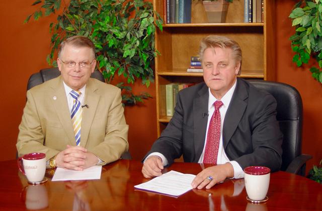 Roger Cook, left, new superintendent of the Taylor County School District, was interviewed by John Chowning, vice president for church and external relations and executive assistant to the president at Campbellsville, on his “Dialogue on Public Issues” show. The interview will air on CU’s WLCU TV-4 Sunday, Aug. 16 at 8 a.m.; Monday, Aug. 17, at 1:30 p.m. and 6:30 p.m. and Wednesday, Aug. 19, at 1:30 p.m. and 7 p.m. The show is on Comcast Cable Channel 10. (Campbellsville University Photo by Joan C. McKinney)