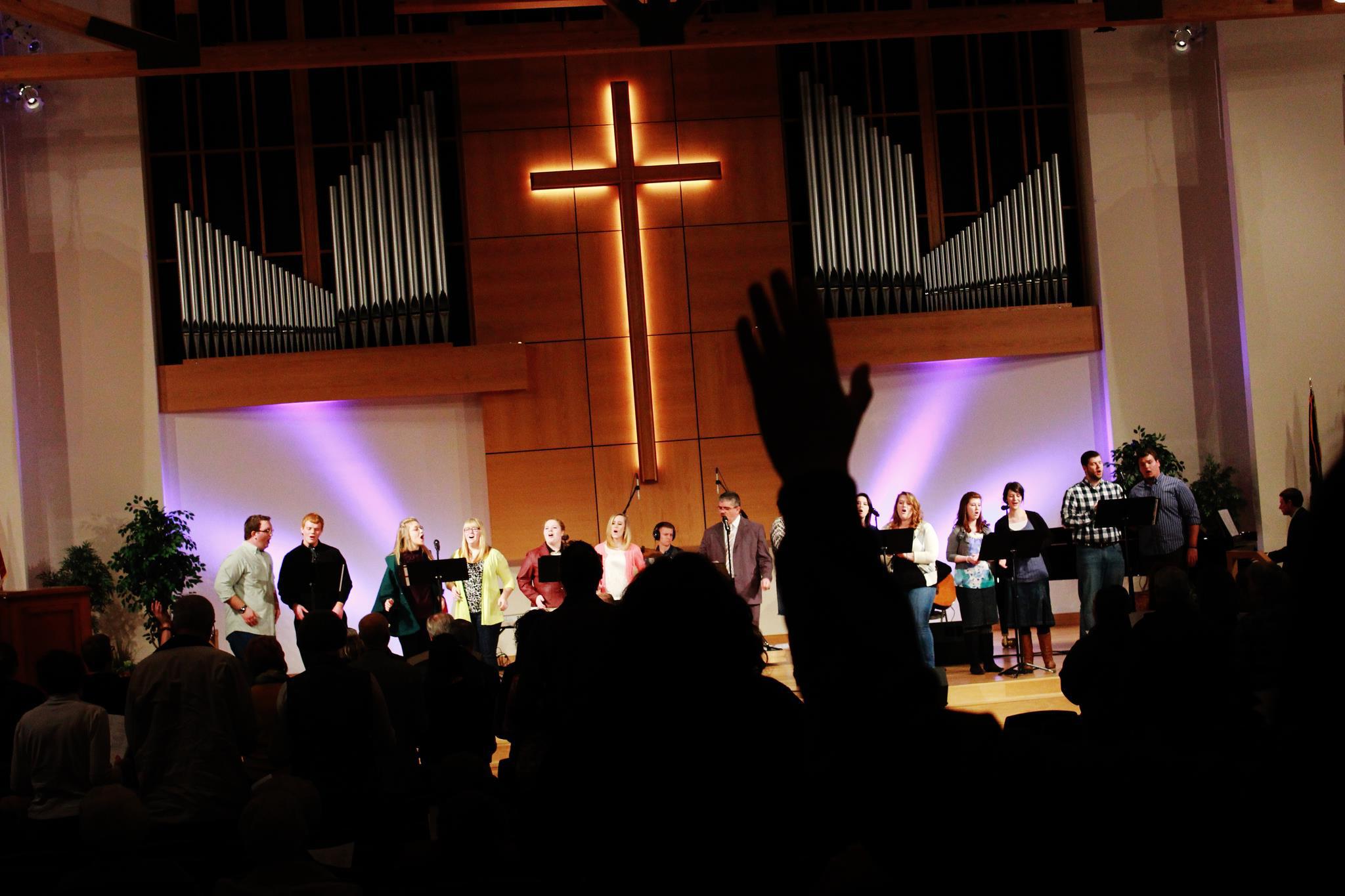 New Doxology, which includes members above, are among the Church Life Teams going to  visit churches inside Kentucky and throughout the country. Dr. Tony Cunha, dean of the  School of Theology, in the center of the photograph, is one of the facilitators of the new  initiative. (Campbellsville University Photo by Rachel DeCoursey)